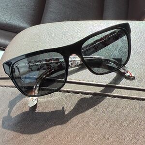 Burberry Black Sunglasses with Patterned Arms
